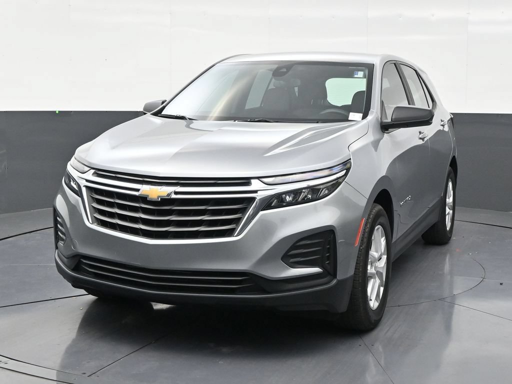 Used 2024 Chevrolet Equinox LS w/ LS Convenience Package FWD image 8
