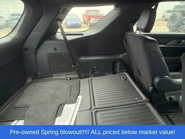 Used 2025 Ford Explorer ST w/ Sun And Sound Package AWD/4WD image 17