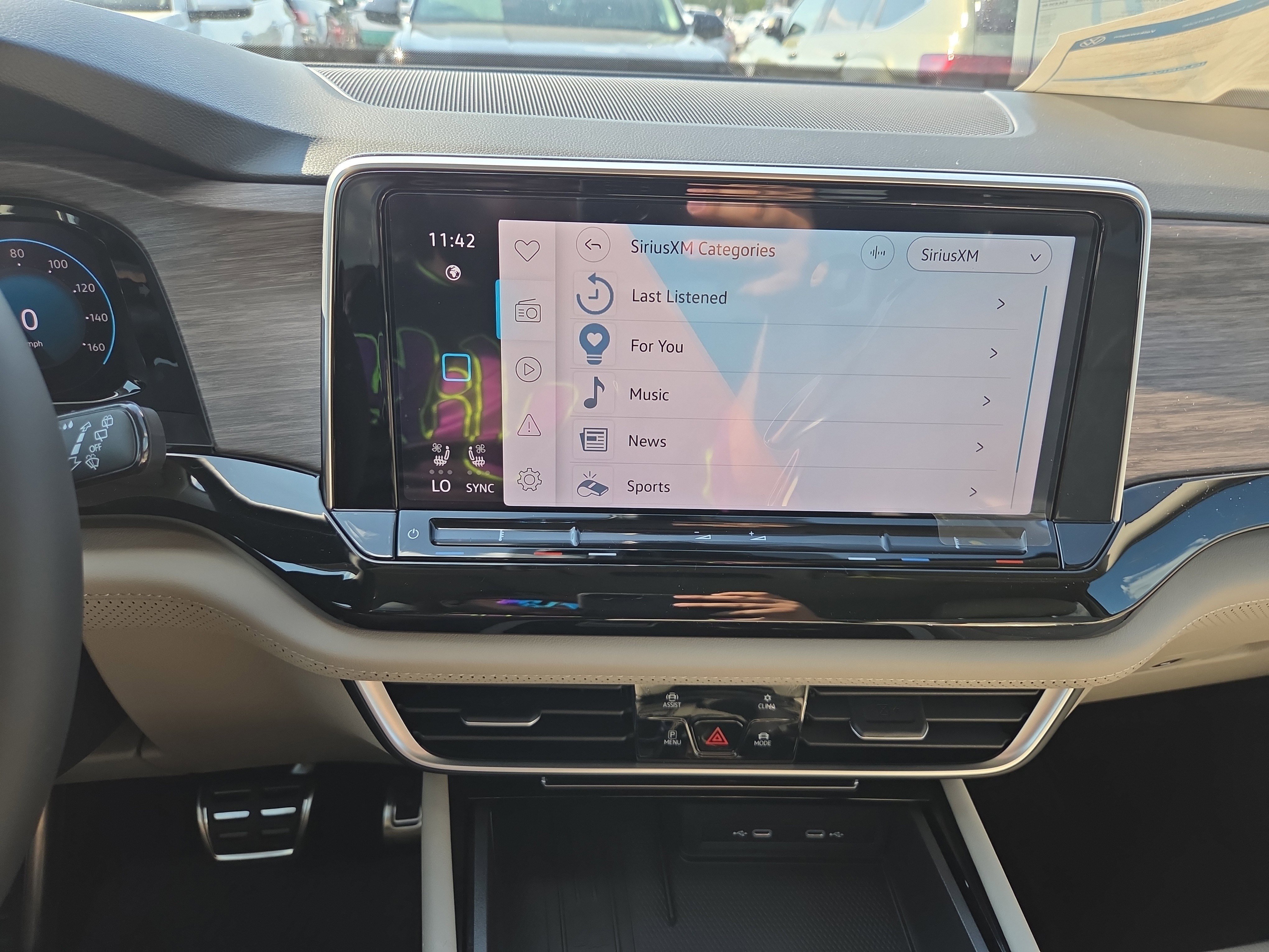 New 2026 Volkswagen Atlas SEL Premium R-Line image 11