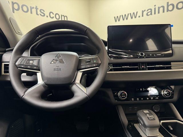 New 2026 Mitsubishi Outlander AWD image 9