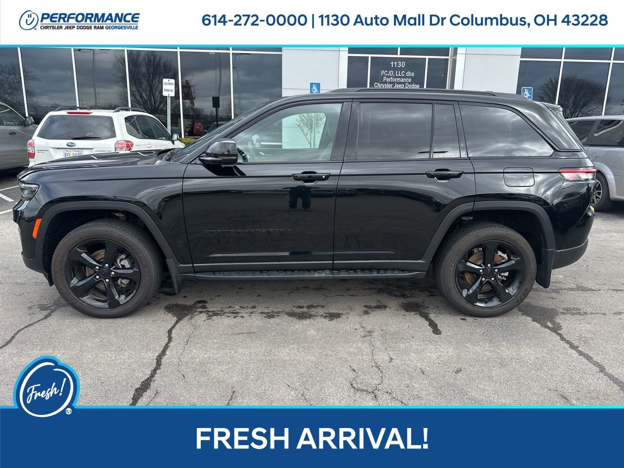 Used 2024 Jeep Grand Cherokee Altitude image 7