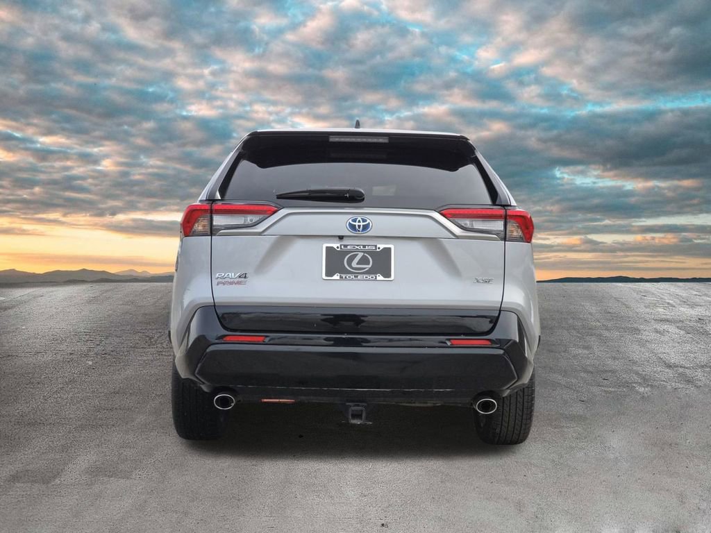 Used 2024 Toyota RAV4 XSE w/ Weather Package image 7