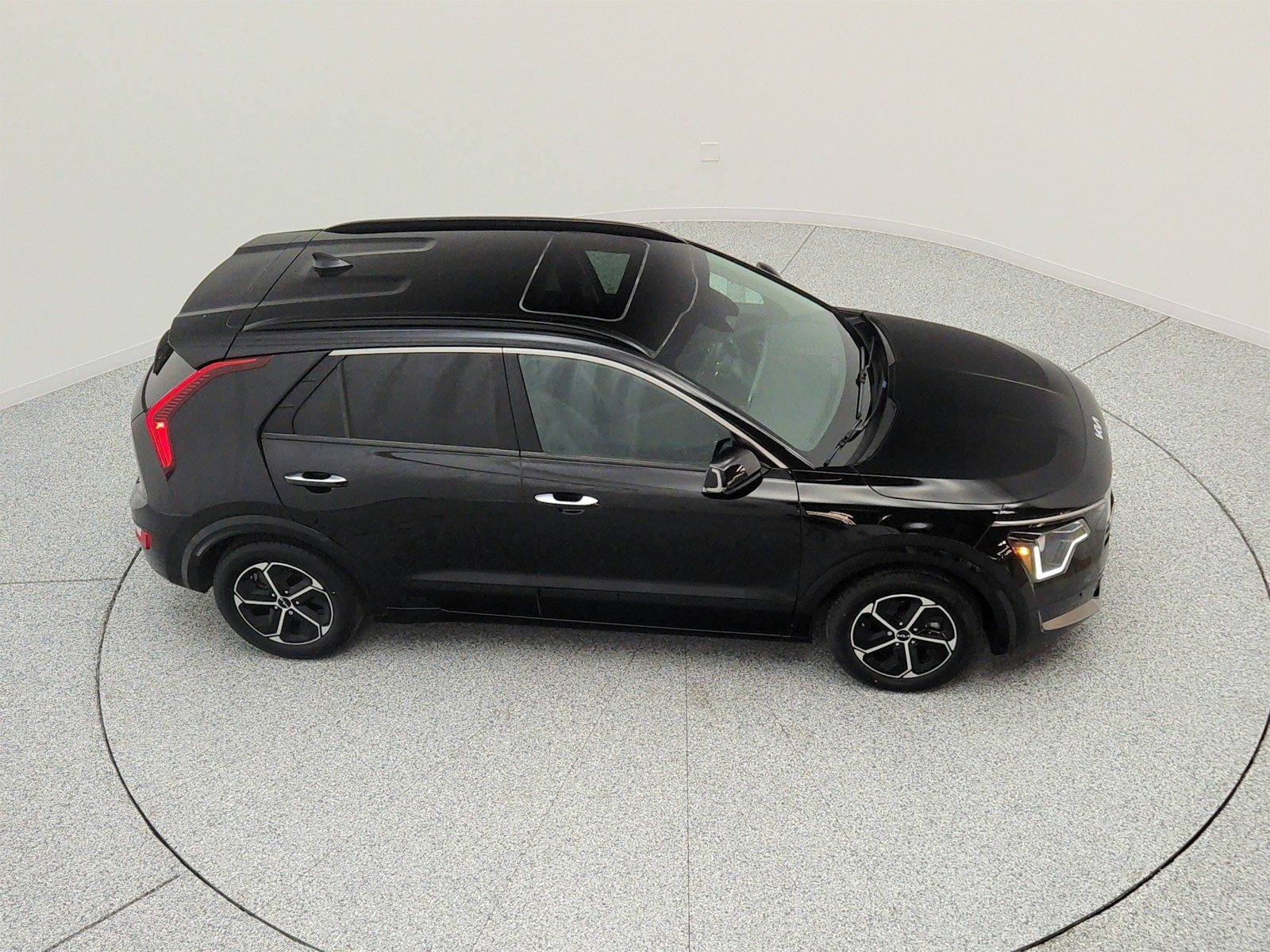 Used 2023 Kia Niro FWD image 25