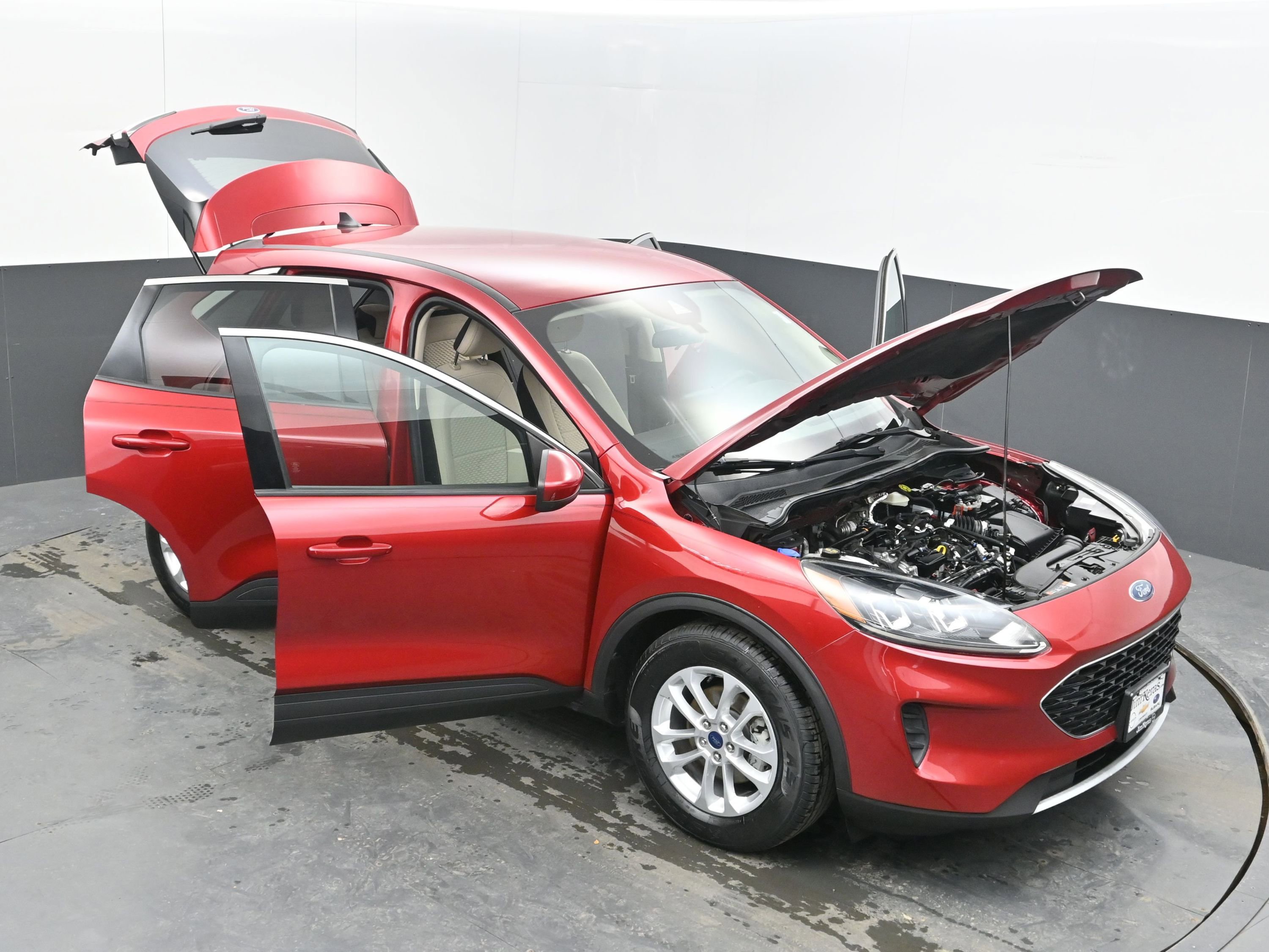 Used 2020 Ford Escape SE image 38