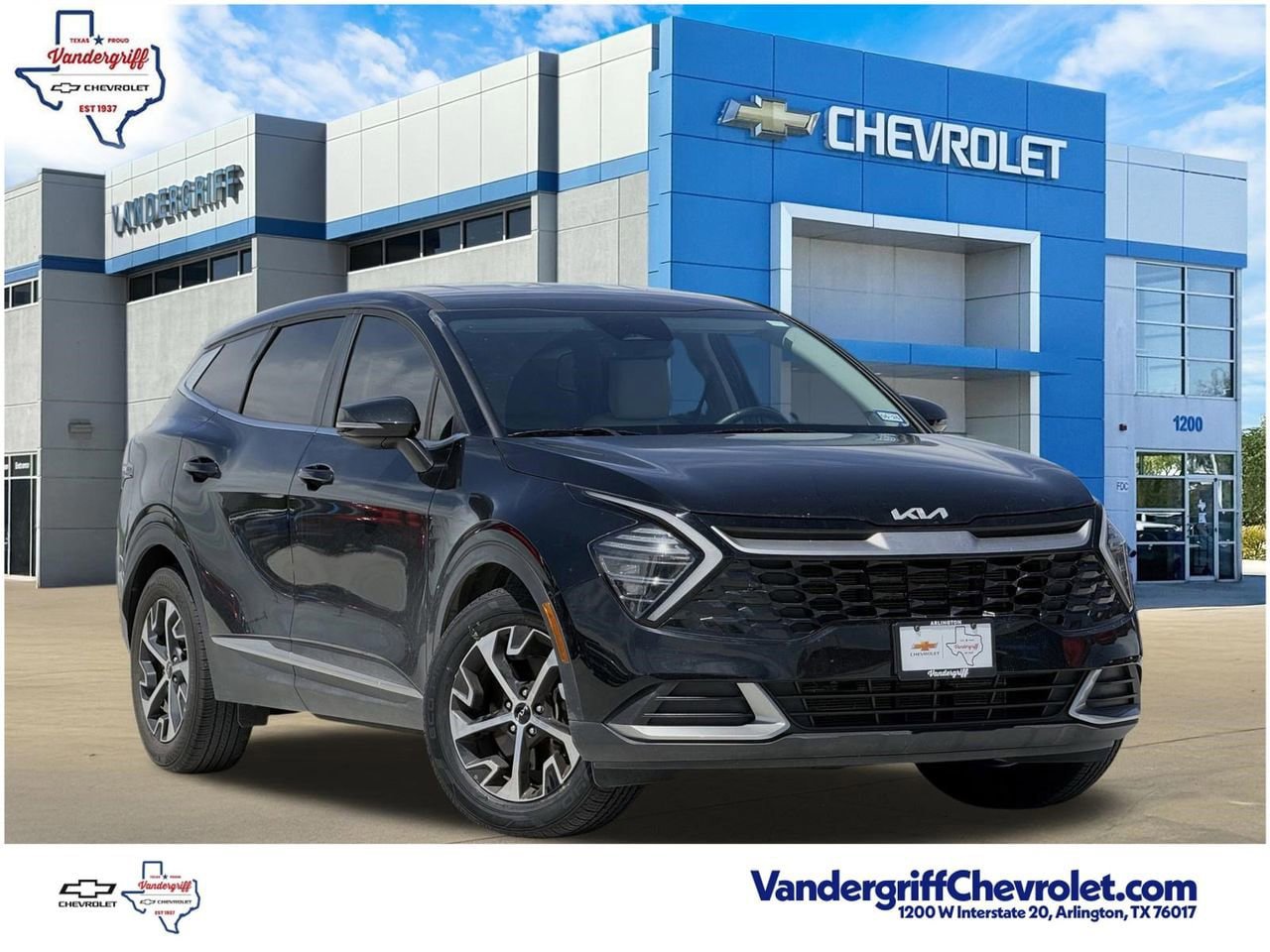 Used 2024 Kia Sportage EX FWD image 1