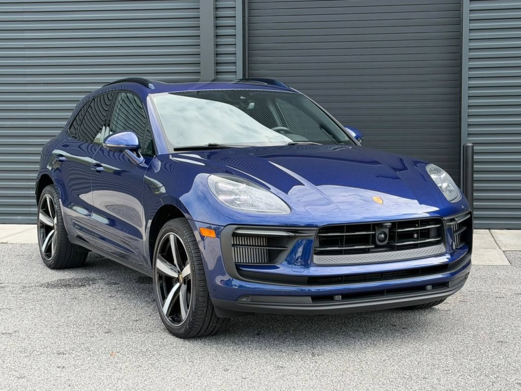 Used 2024 Porsche Macan S AWD/4WD image 26