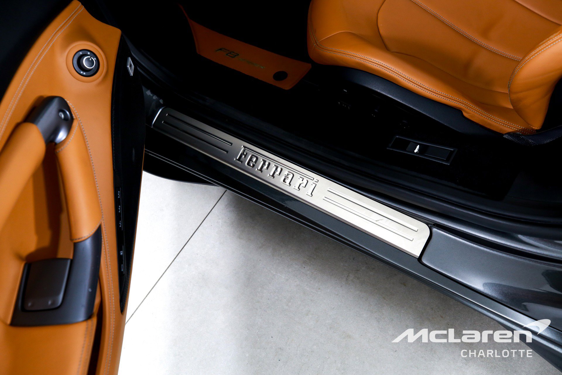 Used 2022 Ferrari F8 Tributo image 17