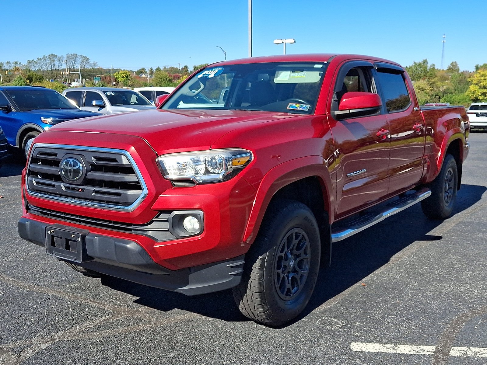 Used 2018 Toyota Tacoma SR5 AWD/4WD image 3