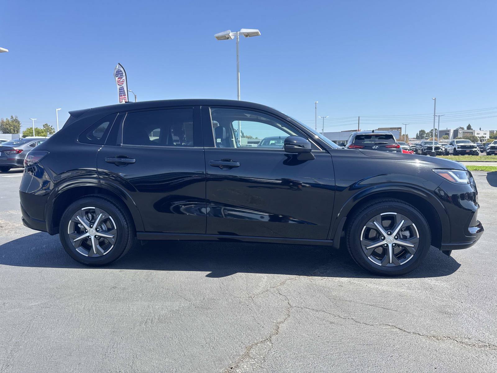 Certified 2023 Honda HR-V EX-L image 6
