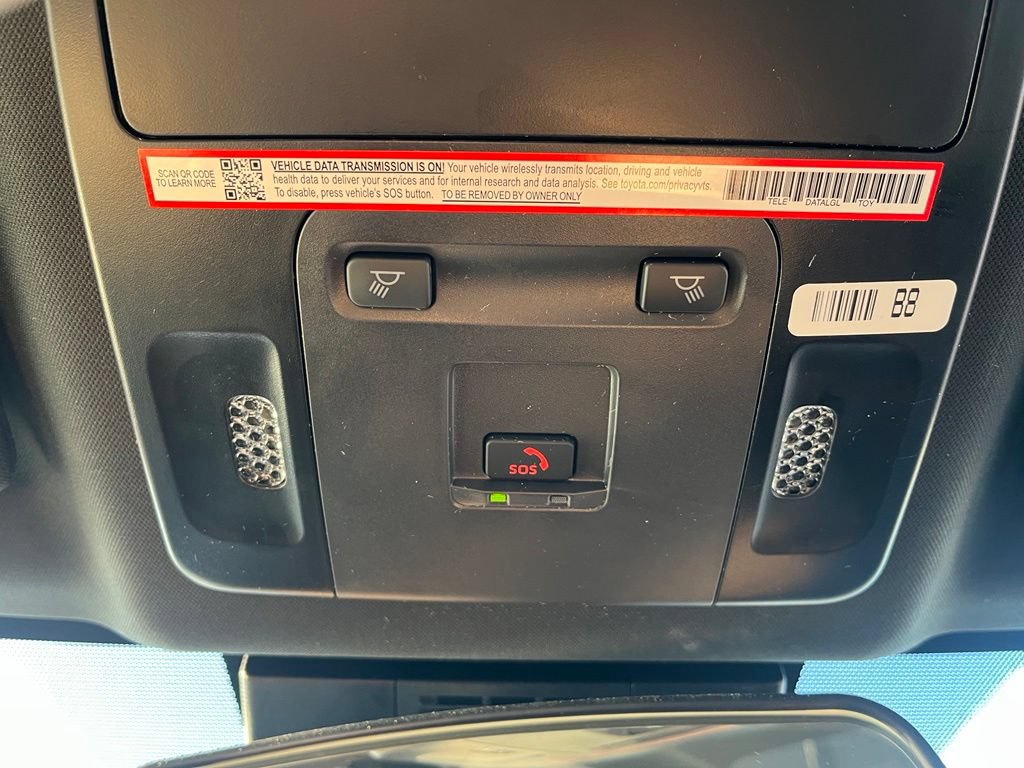 Used 2025 Toyota Camry SE FWD image 22