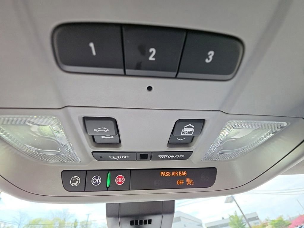 Used 2023 GMC Terrain AT4 image 21