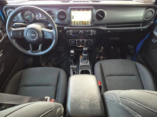 Used 2023 Jeep Wrangler Unlimited w/ Cold Weather Group AWD/4WD image 18