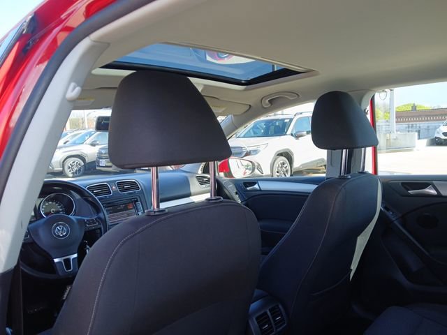 Used 2014 Volkswagen Golf 4-Door image 21