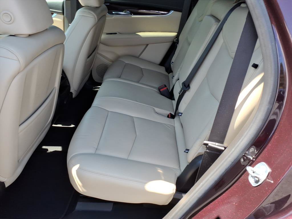 Used 2018 Cadillac XT5 Premium Luxury AWD/4WD image 13