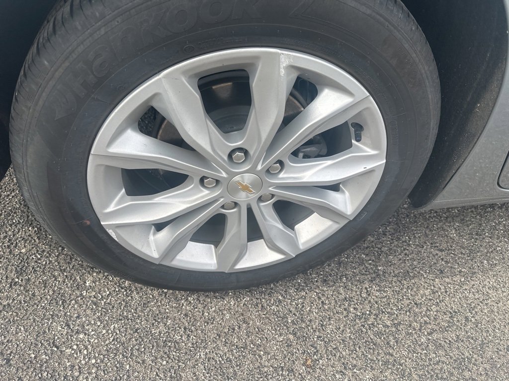 Used 2025 Chevrolet Malibu LT image 21