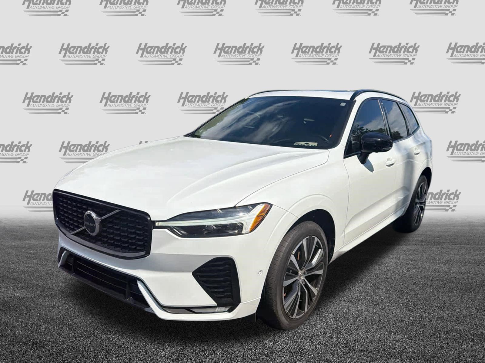 Certified 2023 Volvo XC60 B5 Ultimate w/ Protection Package Premier FWD image 7
