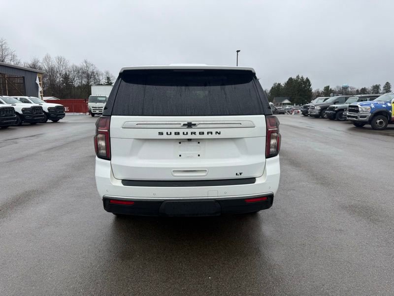 Used 2021 Chevrolet Suburban LT image 7