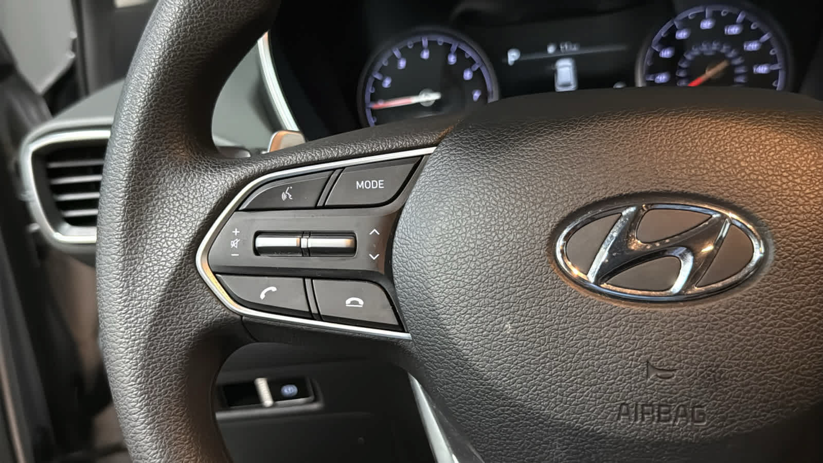 Used 2023 Hyundai Santa Fe SE AWD/4WD image 12