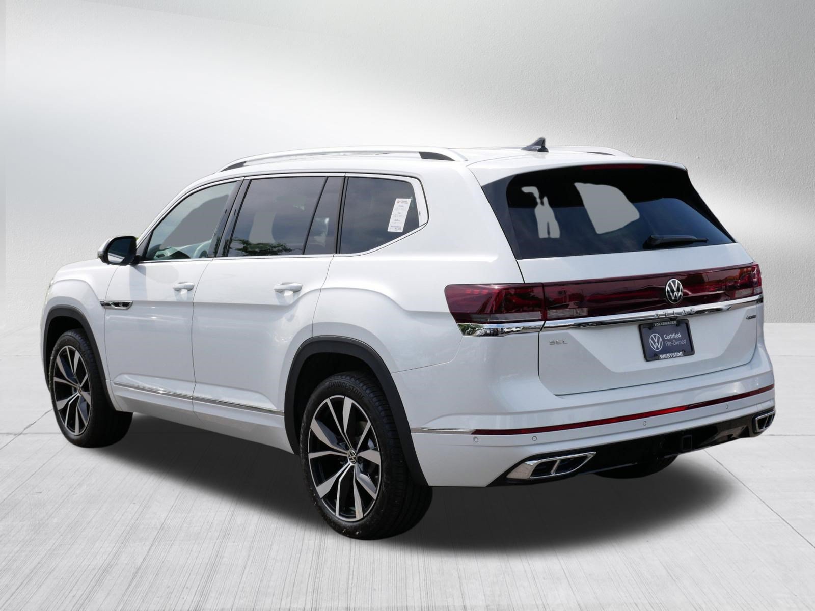 Certified 2026 Volkswagen Atlas SEL Premium R-Line AWD/4WD image 5