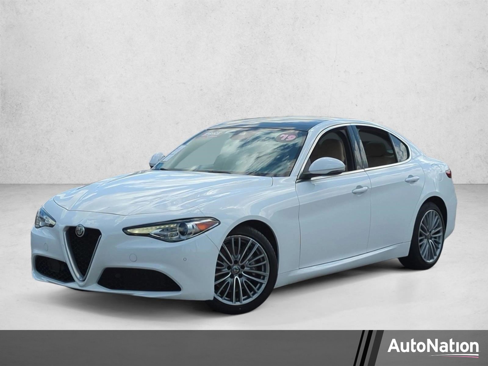 Used 2019 Alfa Romeo Giulia Ti w/ Quick Order Package 22Z Lusso RWD image 1