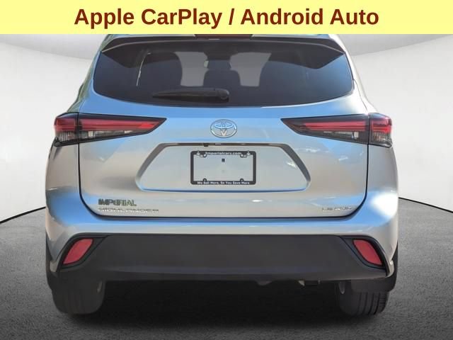 Certified 2024 Toyota Highlander LE AWD/4WD image 7