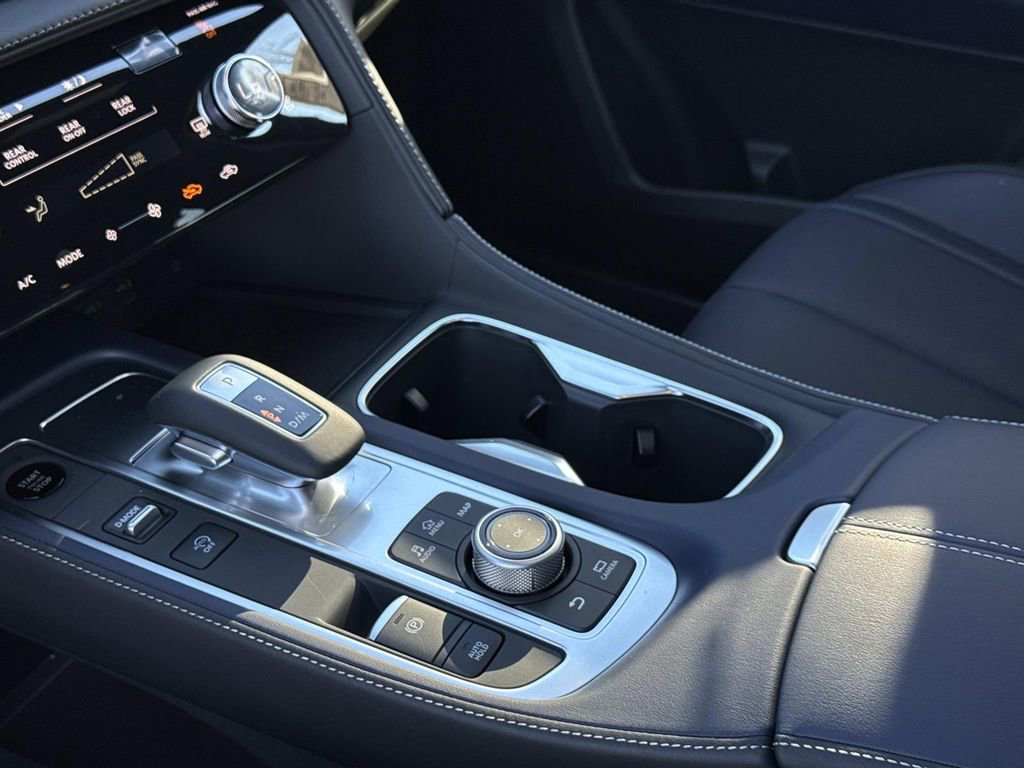 New 2026 INFINITI QX60 Sport image 7