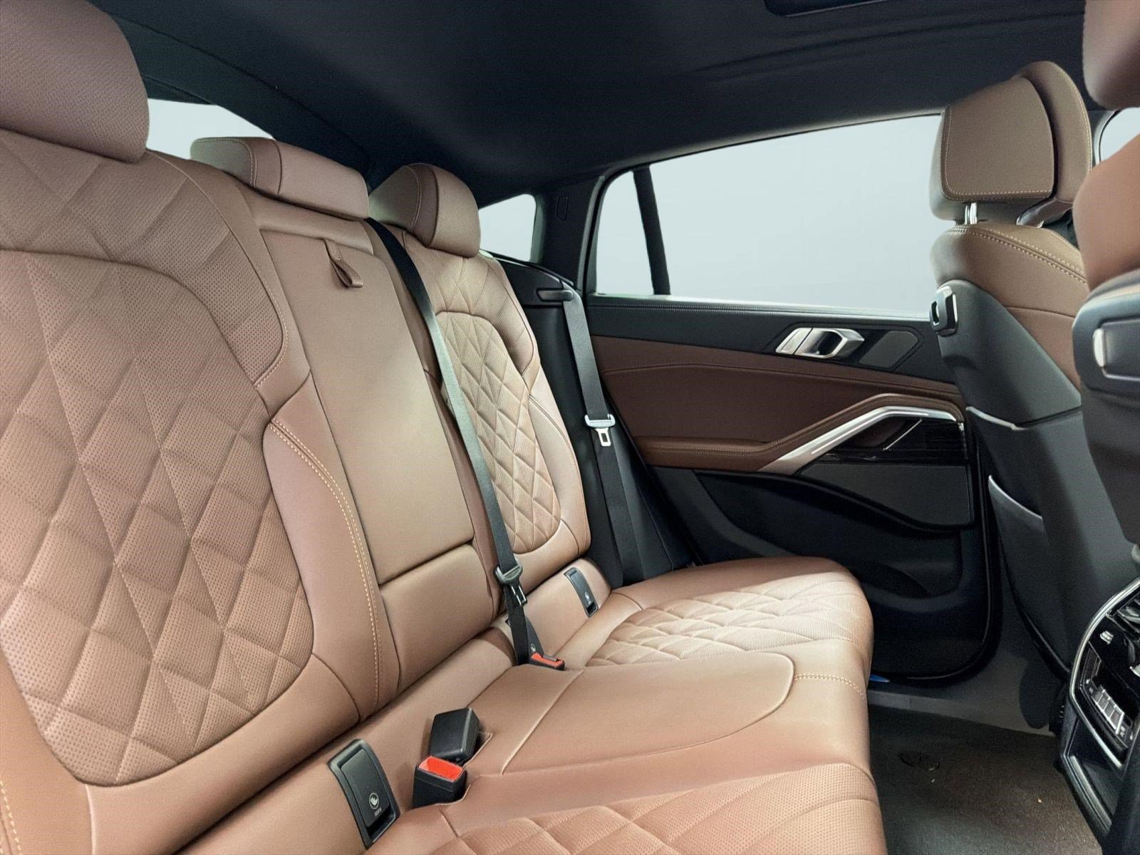 New 2027 BMW X6 xDrive40i AWD/4WD image 30