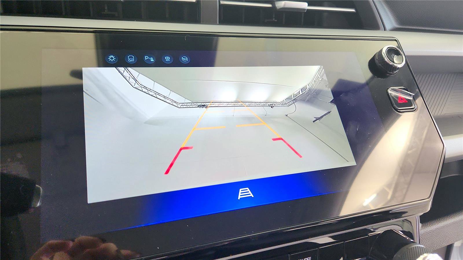 New 2027 Chevrolet Bolt LT FWD image 34
