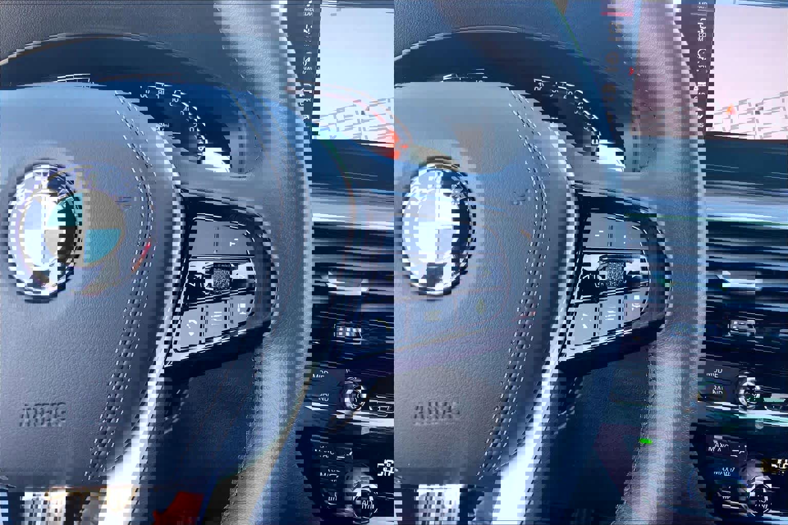 Used 2022 BMW 540i w/ Premium Package image 22