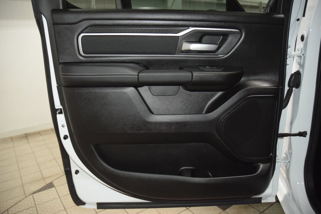 Used 2025 RAM 1500 Big Horn AWD/4WD image 37