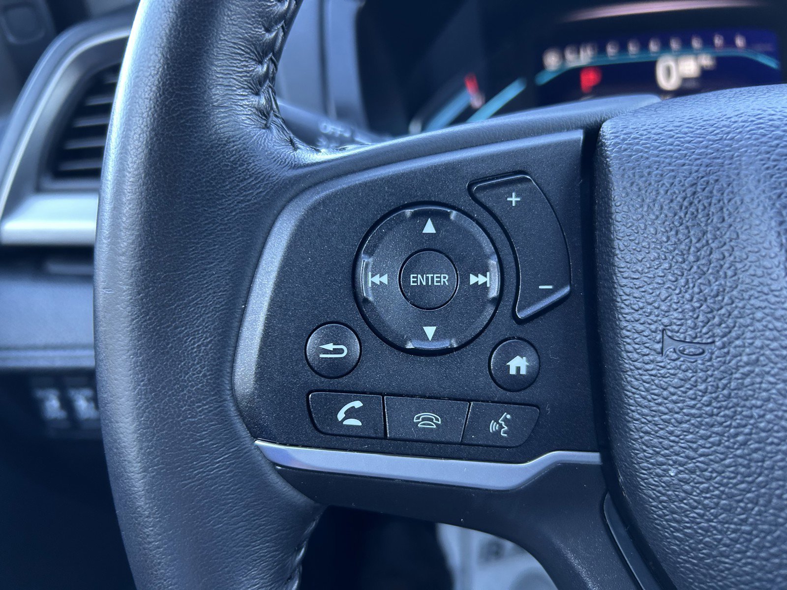 Used 2024 Honda Odyssey EX-L image 20