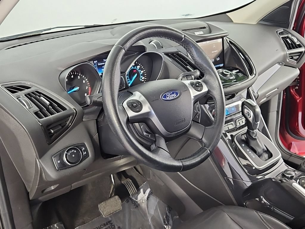 Used 2014 Ford Escape Titanium w/ Equipment Group 401A AWD/4WD image 31