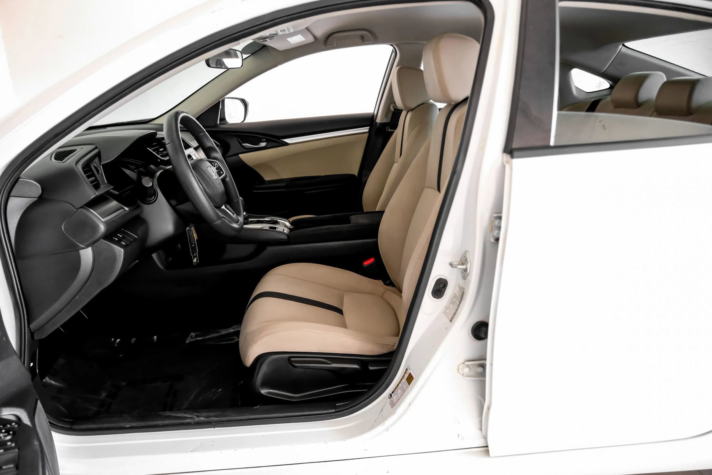 Used 2021 Honda Civic LX image 3