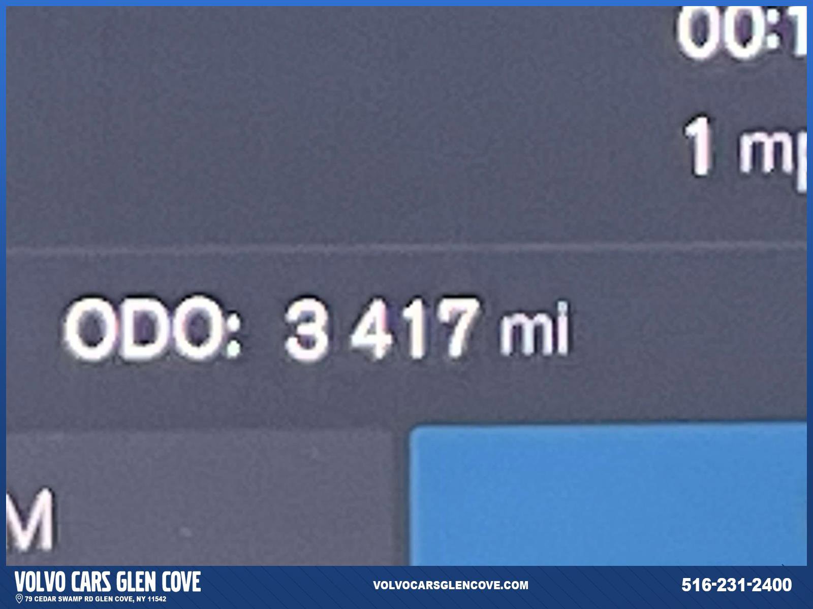Certified 2025 Volvo XC40 B5 Ultra w/ Protection Package Premier image 27