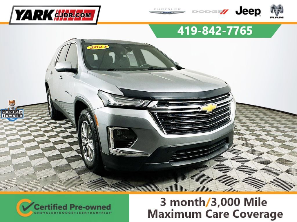 Used 2023 Chevrolet Traverse LT image 1