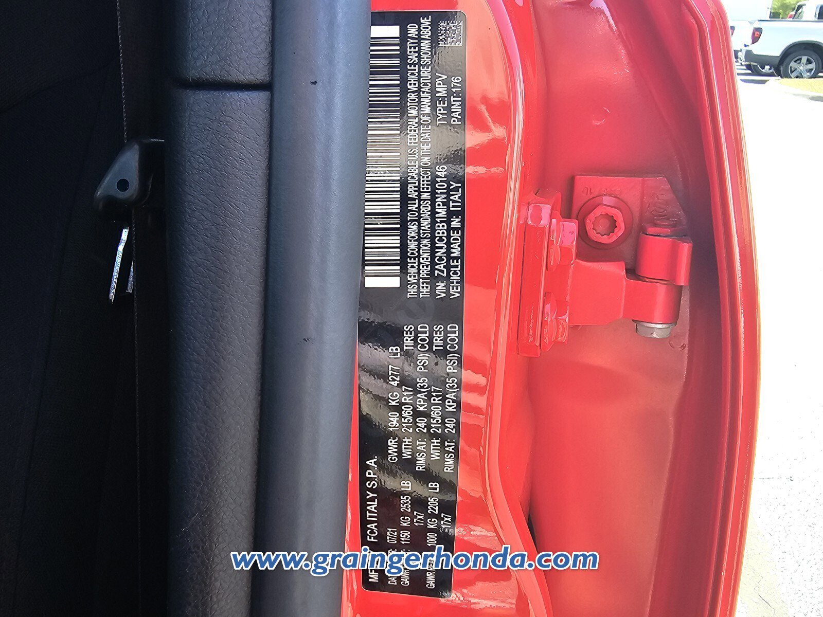 Used 2021 Jeep Renegade Latitude FWD image 14
