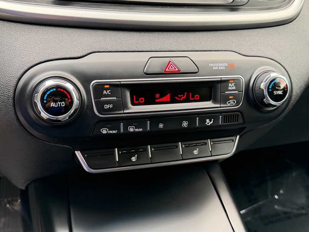 Used 2019 Kia Sorento S AWD/4WD image 24