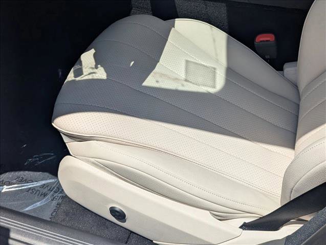 New 2026 Mercedes-Benz E 350 Sedan image 4