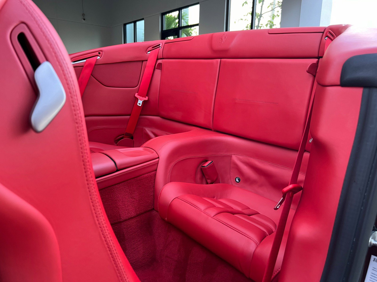 Used 2013 Ferrari California RWD image 21