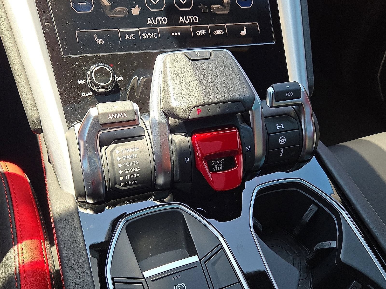 Used 2023 Lamborghini Urus S AWD/4WD image 31