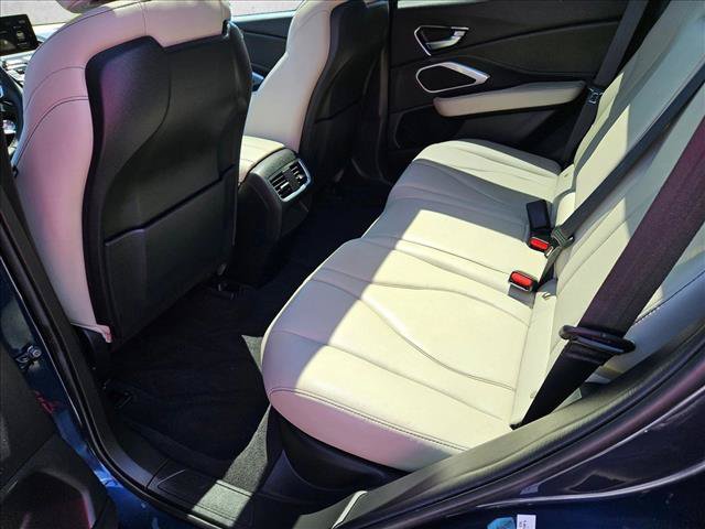 Used 2025 Acura RDX SH-AWD image 18
