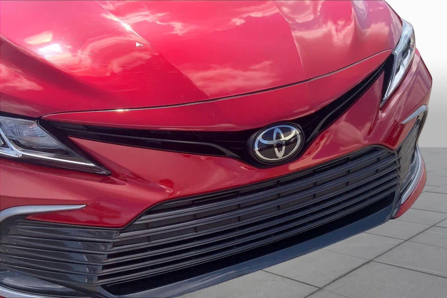 Used 2023 Toyota Camry LE FWD image 30