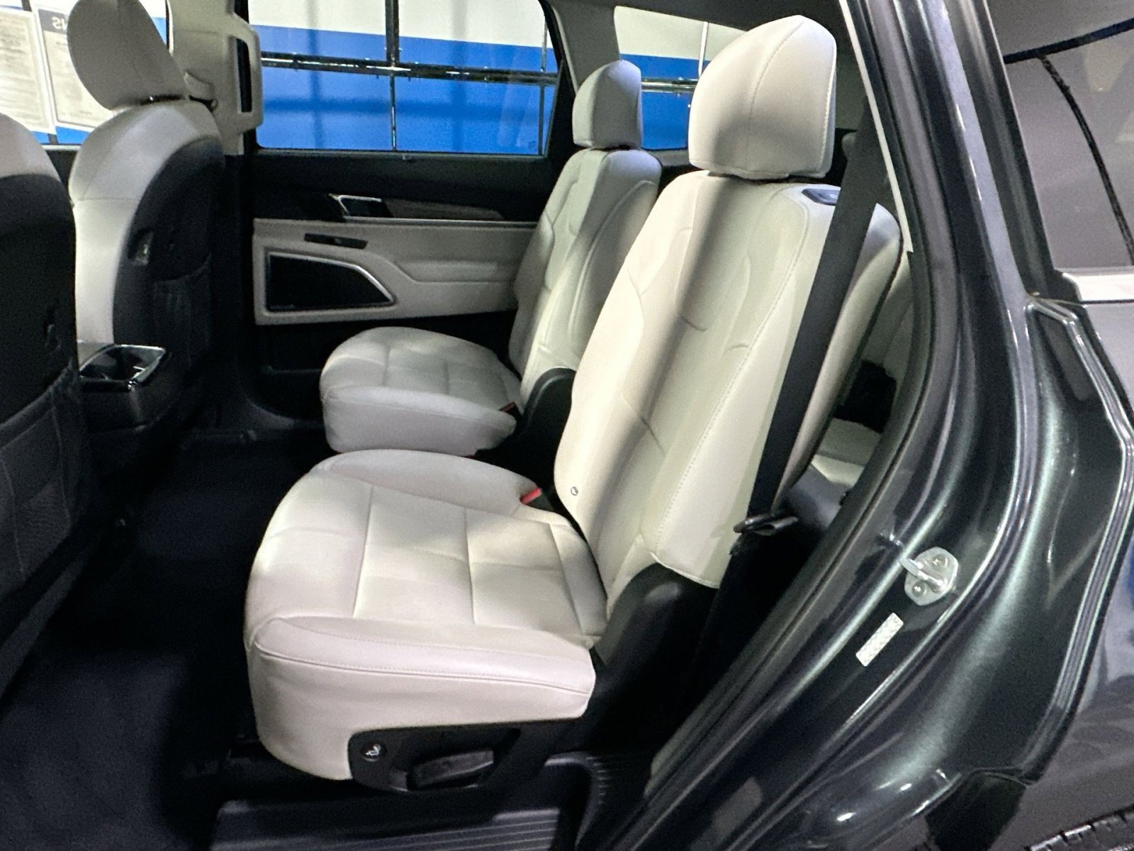 Used 2021 Kia Telluride SX w/ Towing Package image 35