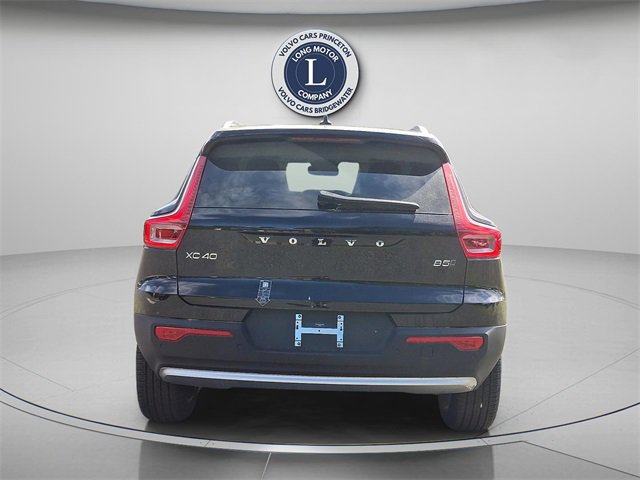 New 2025 Volvo XC40 B5 Ultra w/ Climate Package image 6