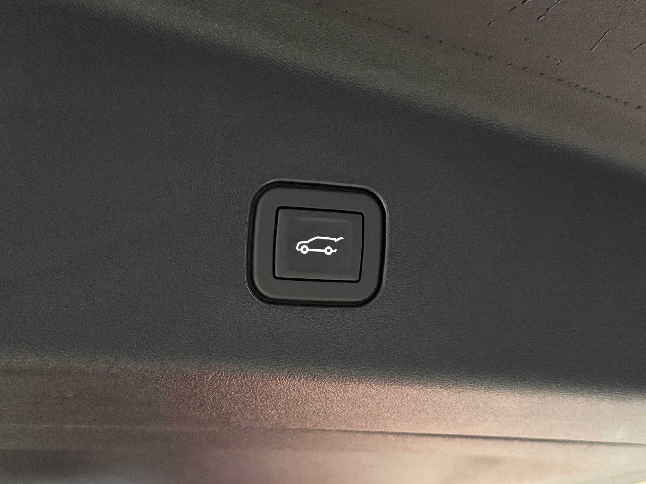 New 2026 Cadillac Vistiq Luxury image 45