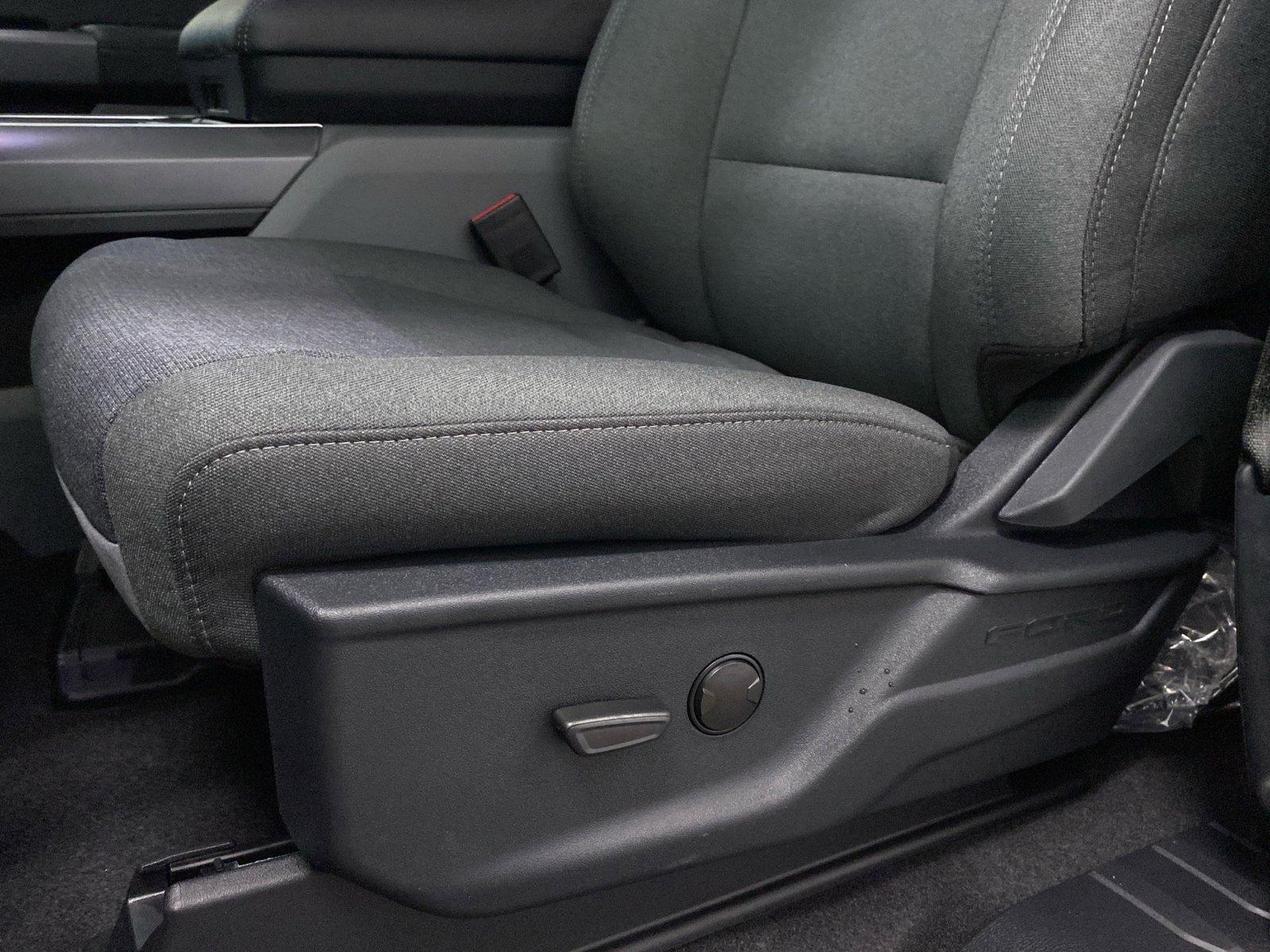 New 2026 Ford F150 XLT w/ XLT Chrome Appearance Package image 40