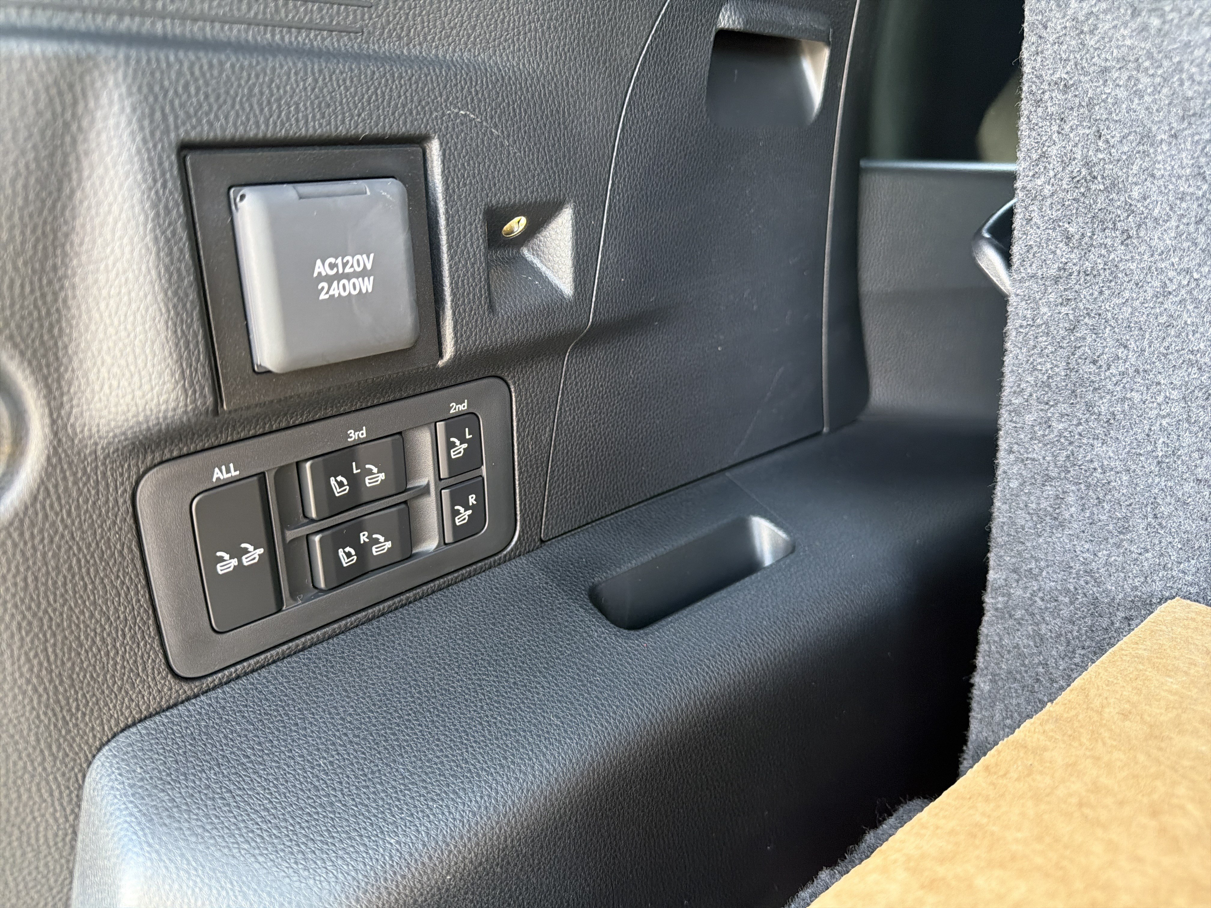 New 2026 Lexus LX 700h Luxury AWD/4WD image 37