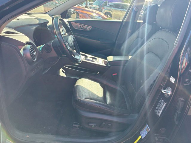 Used 2021 Hyundai Kona Ultimate FWD image 3