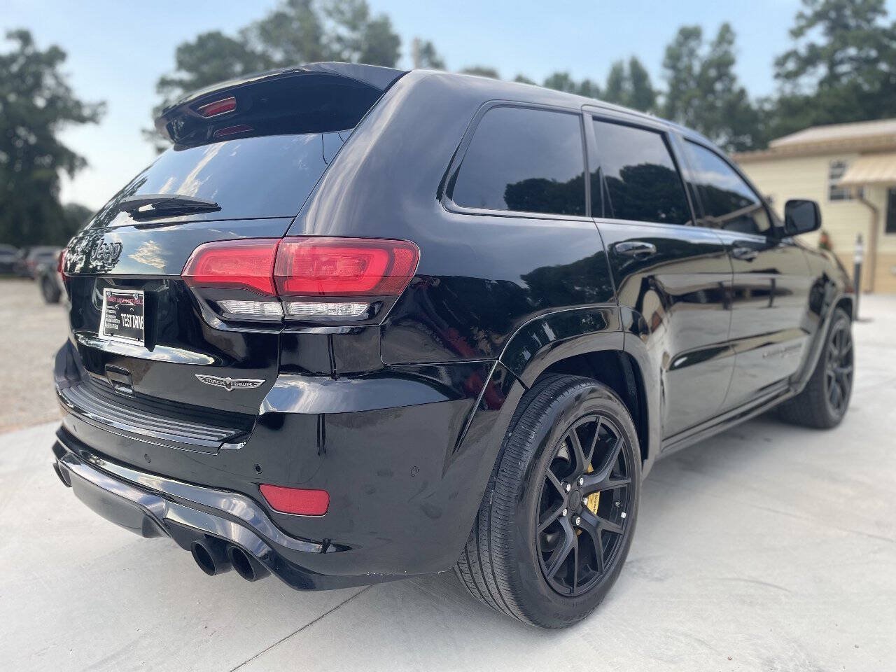 Used 2018 Jeep Grand Cherokee Trackhawk AWD/4WD image 10