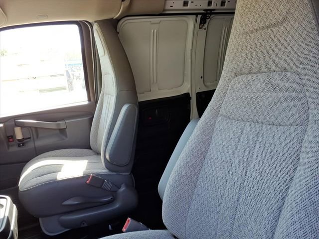 New 2025 GMC Savana 2500 w/ Enhanced Convenience Package image 7